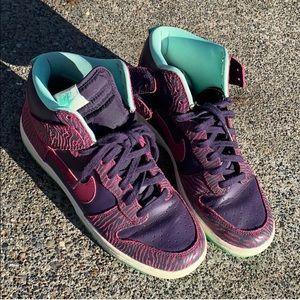 Nike women’s size 8